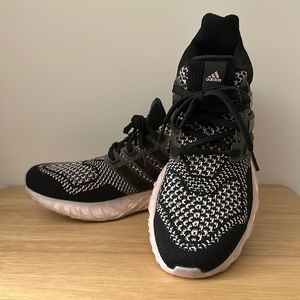 Adidas Ultraboost Web DNA Shoes in size 8.5, Used Like New